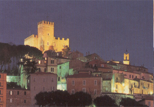 Manciano - panoramic view on the night